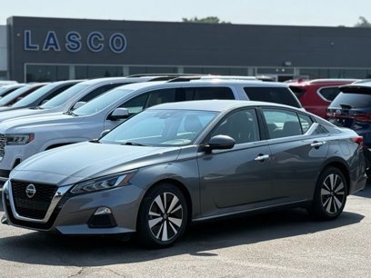Used 2022 Nissan Altima 2.5 SV