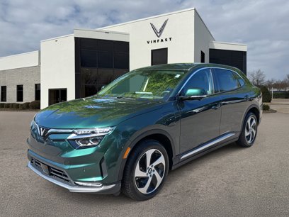 New 2025 VinFast VF 8 Eco