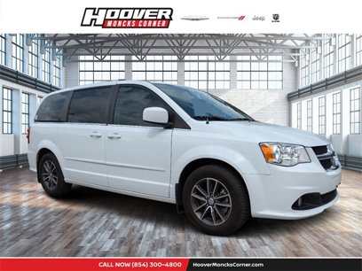 Used 2017 Dodge Grand Caravan SXT w/ Driver Convenience Group