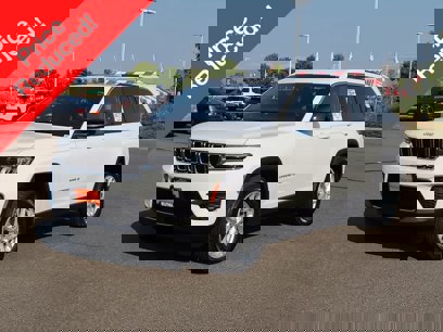 New 2025 Jeep Grand Cherokee Laredo X
