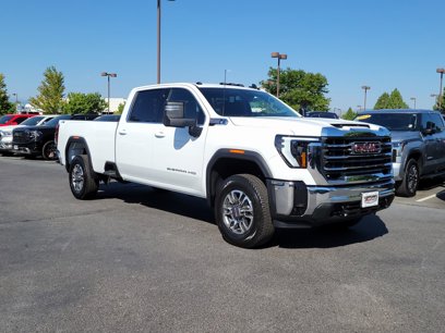 New 2025 GMC Sierra 3500 SLE w/ SLE Value Package