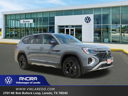 New 2025 Volkswagen Atlas Peak Edition SE