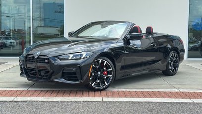 New 2025 BMW M440i Convertible w/ Premium Package