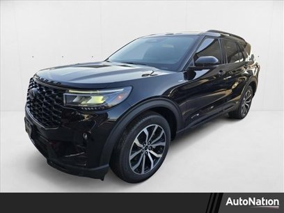 New 2025 Ford Explorer ST-Line w/ Premium Package
