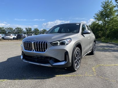 New 2025 BMW X1 xDrive28i w/ Premium Package