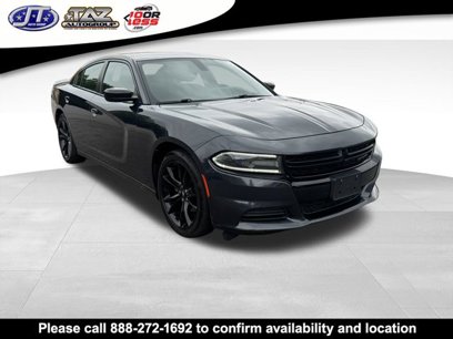 Used 2018 Dodge Charger SXT w/ Blacktop Package