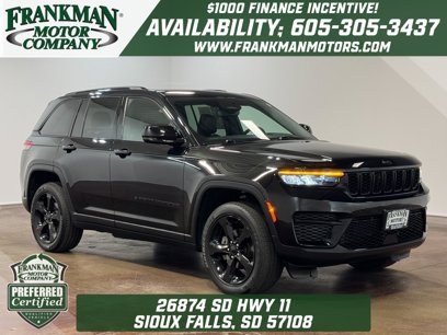 Used 2023 Jeep Grand Cherokee Altitude