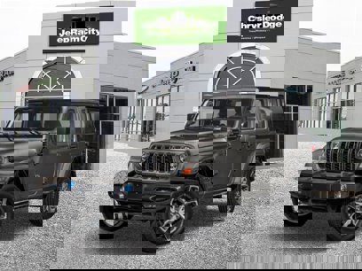 New 2024 Jeep Wrangler Unlimited w/ Convenience Group