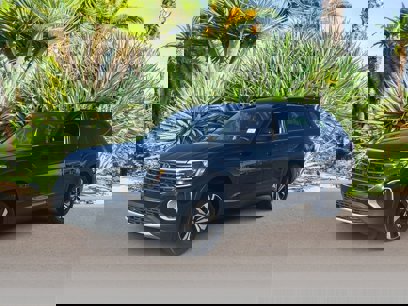 New 2025 Volkswagen Atlas SE