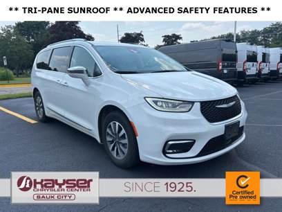 Certified 2021 Chrysler Pacifica Limited