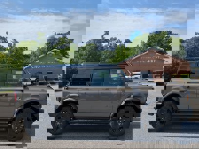 New 2025 Ford Bronco Outer Banks