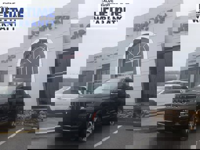 New 2023 Jeep Grand Cherokee 4WD 4xe