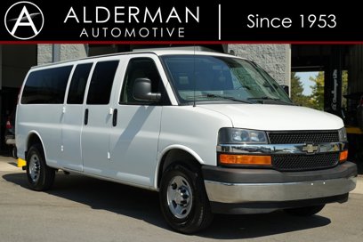 Used 2017 Chevrolet Express 3500 LT w/ LT Preferred Equipment Group
