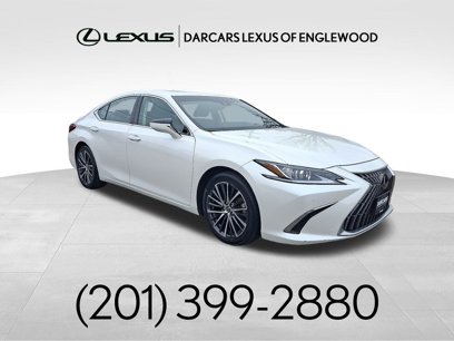 Certified 2022 Lexus ES 350 w/ Premium Package