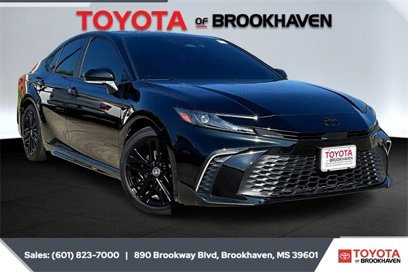 Used 2025 Toyota Camry SE