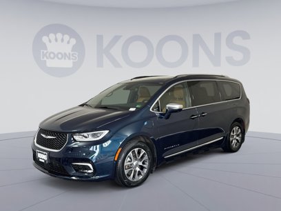 Used 2022 Chrysler Pacifica Pinnacle