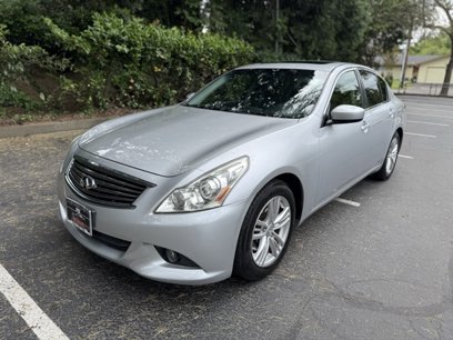 Used 2013 INFINITI G37 Journey w/ Premium Pkg