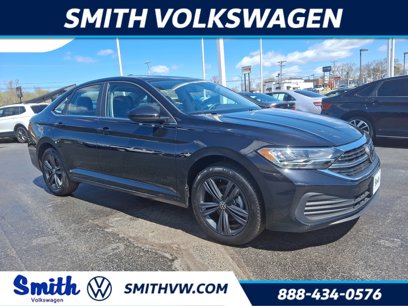 Certified 2024 Volkswagen Jetta SE w/ Panoramic Sunroof Package