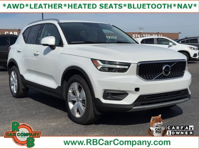 Used 2021 Volvo XC40 T5 Momentum