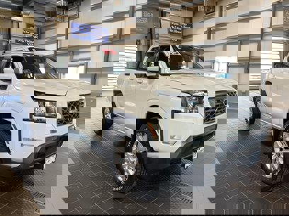 Used 2023 Nissan Frontier SV w/ SV Convenience Package