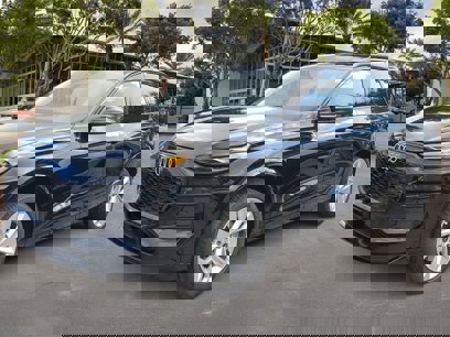 New 2025 Audi Q6 e-tron Premium