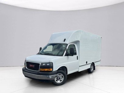 New 2025 GMC Savana 3500 w/ Power Convenience Package