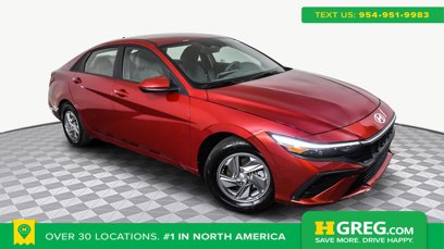 Used 2025 Hyundai Elantra SE