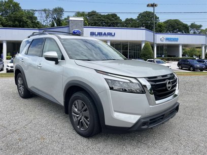 Used 2023 Nissan Pathfinder SV w/ SV Premium Package