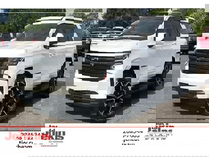 Used 2022 Chevrolet Suburban RST w/ Luxury Package