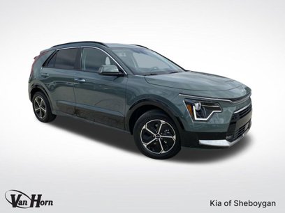 New 2025 Kia Niro SX