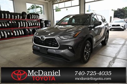 Used 2022 Toyota Highlander XLE