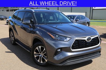 Used 2022 Toyota Highlander XLE