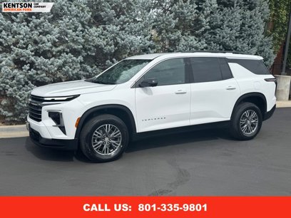 Used 2024 Chevrolet Traverse LT