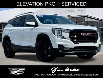 Used 2022 GMC Terrain SLT w/ Infotainment Package II