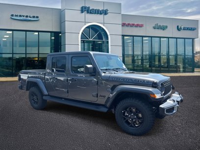 New 2025 Jeep Gladiator Sport