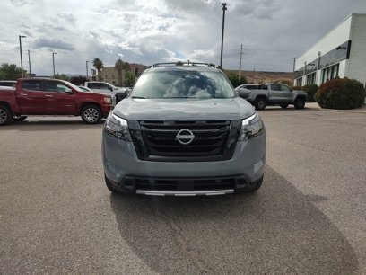 Used 2025 Nissan Pathfinder Platinum