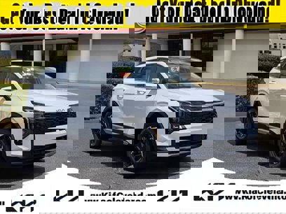 New 2026 Kia Sportage EX