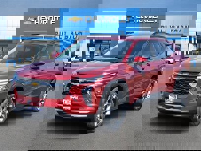 New 2025 Chevrolet Trax LT w/ Driver Confidence Package