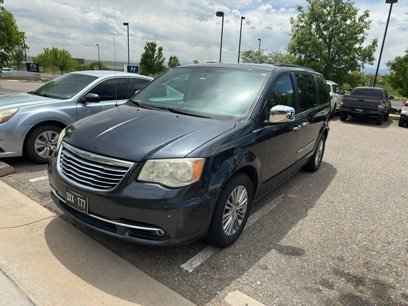 Used 2014 Chrysler Town & Country Touring-L w/ Driver Convenience Group