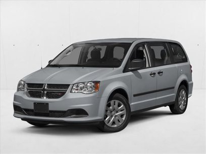 Used 2016 Dodge Grand Caravan American Value Package w/ UConnect Hands-Free Group