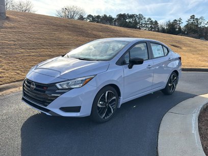 New 2025 Nissan Versa SR w/ Trunk Package