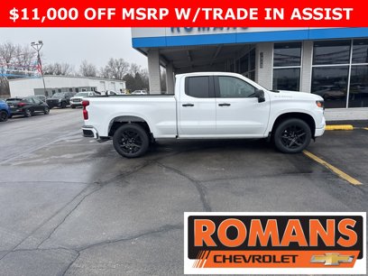 New 2025 Chevrolet Silverado 1500 Custom w/ LPO, Dark Essentials Package