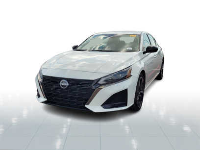 Used 2023 Nissan Altima 2.5 SR