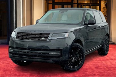 New 2025 Land Rover Range Rover SE