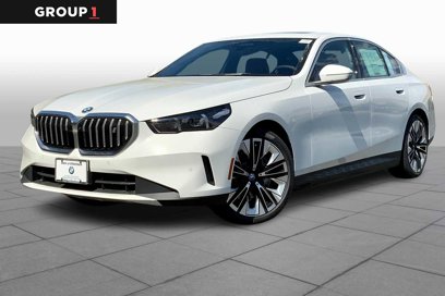 New 2024 BMW i5 eDrive40i w/ Premium Package