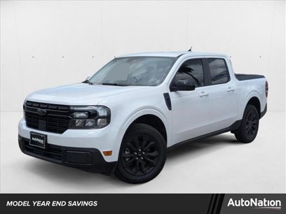 New 2024 Ford Maverick Lariat w/ Black Appearance Package