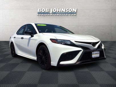 Used 2022 Toyota Camry SE
