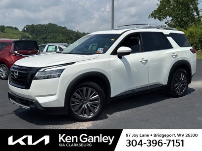 Used 2023 Nissan Pathfinder SL w/ SL Premium Package
