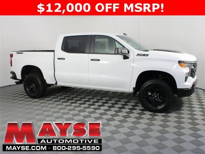 New 2025 Chevrolet Silverado 1500 Custom Trail Boss w/ Dark Appearance Package