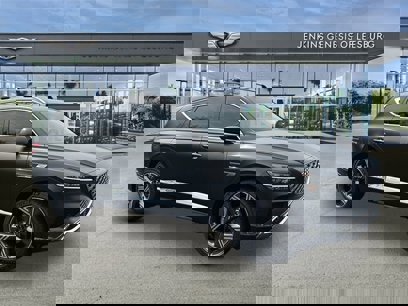 New 2025 Genesis GV80 2.5T Prestige